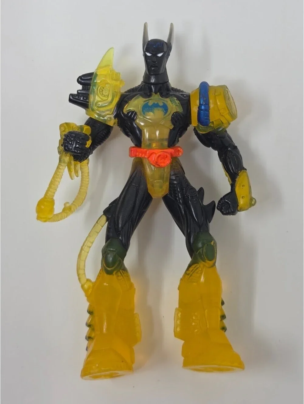 Kenner 1999 DC Comics Batman Mission Masters Figure – Black & Yellow Tech Armor